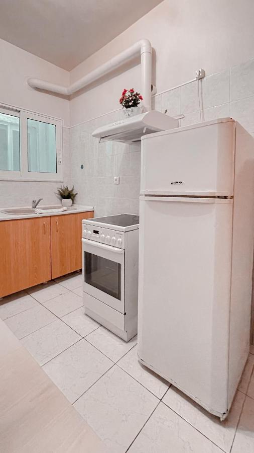 Cute 1Br Apt With Balcony In The Heart Of The City Athen Exterior foto